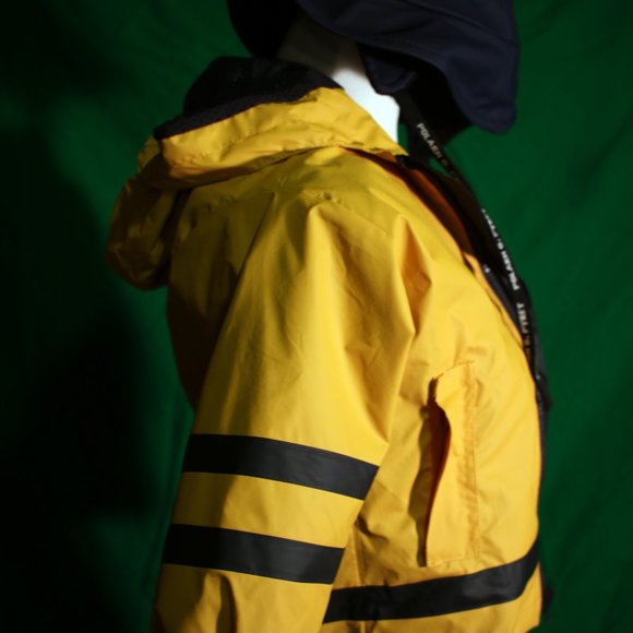 Spring Jacket - Picture 2 of 4